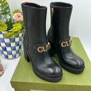 Women's Gucci logo platform ankle boots size 37.5 made in Italy